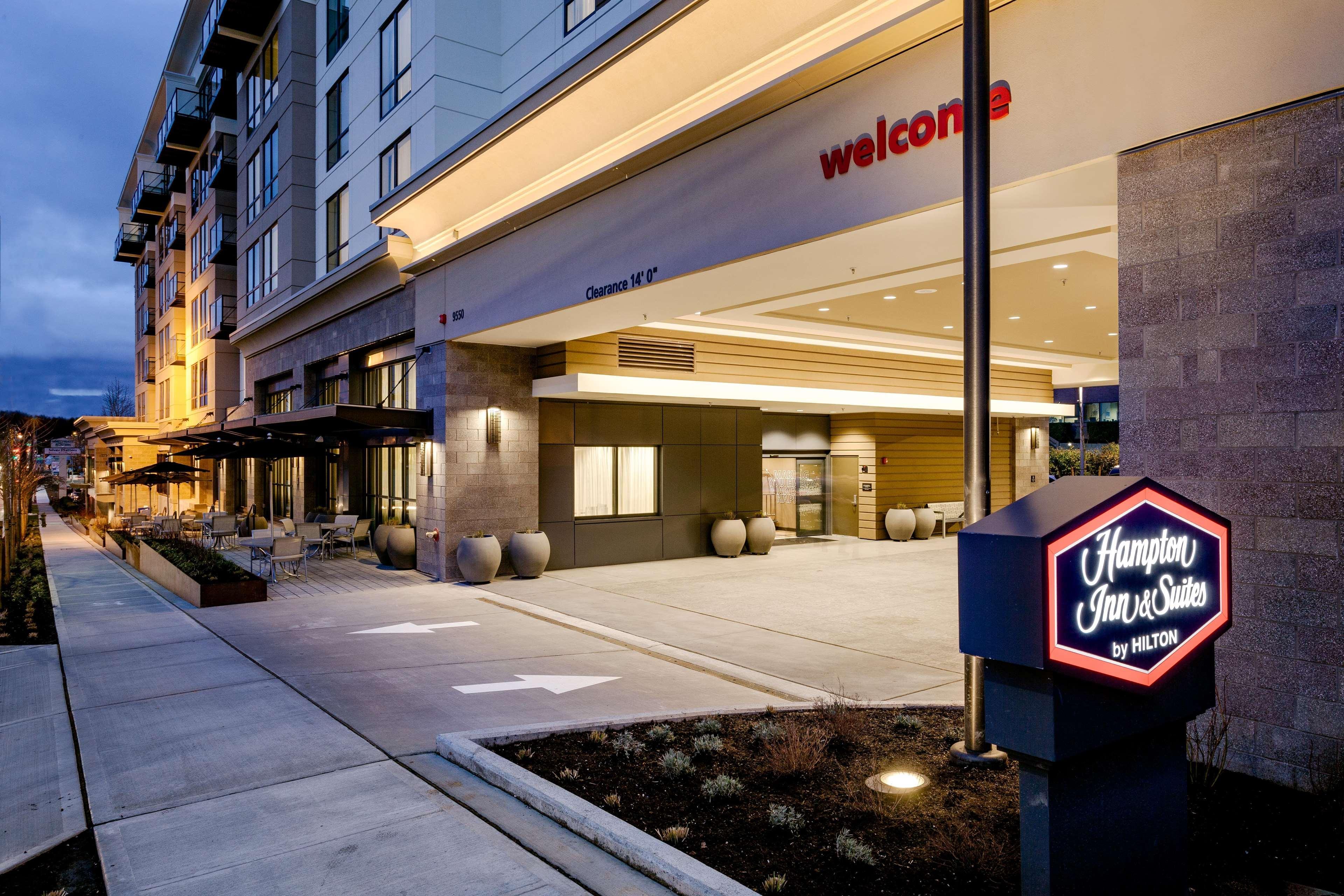 Hampton Inn & Suites By Hilton Seattle/Northgate מראה חיצוני תמונה