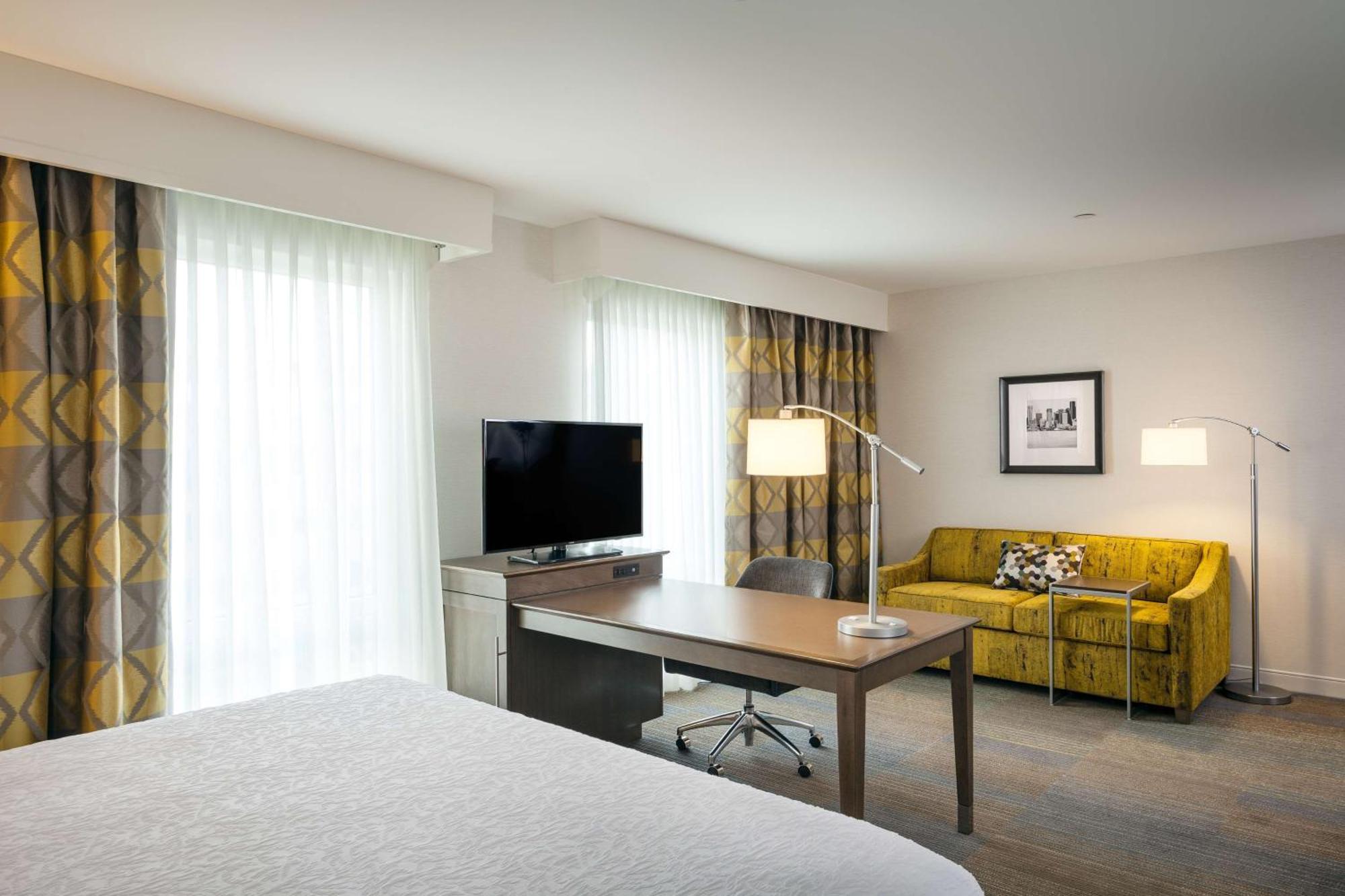 Hampton Inn & Suites By Hilton Seattle/Northgate מראה חיצוני תמונה